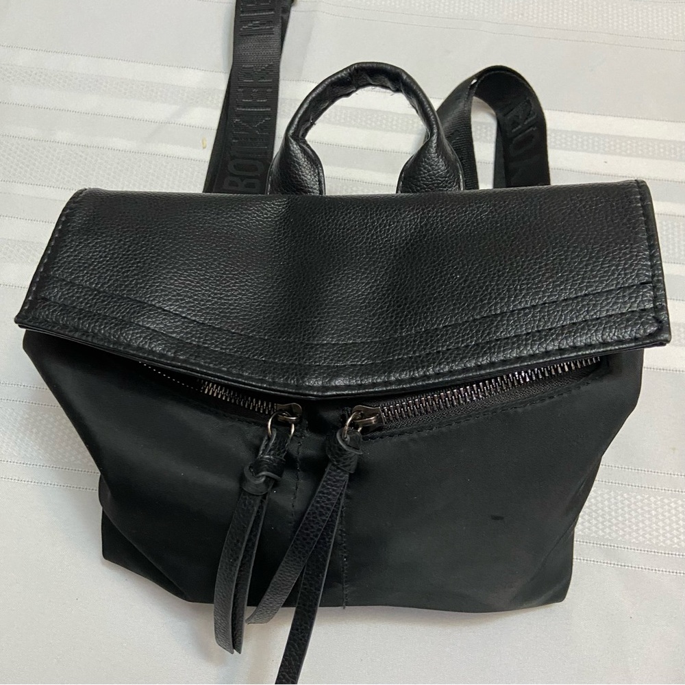 Black Back Pack Bag / Purse - Excellent Used Condition!